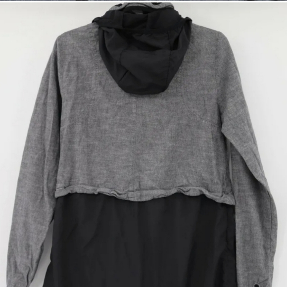 Nike women's S international jacket parka 831685-010 black gray hideaway hoodie - Picture 3 of 12